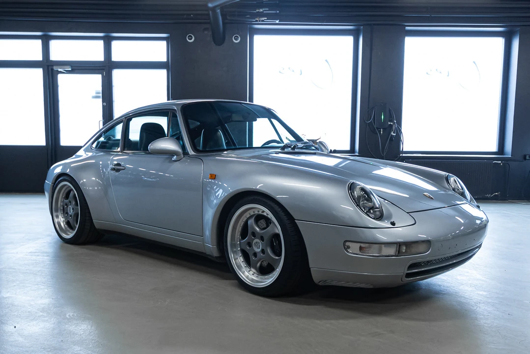 1994 Porsche 993 Carrera - Image 2 of 31