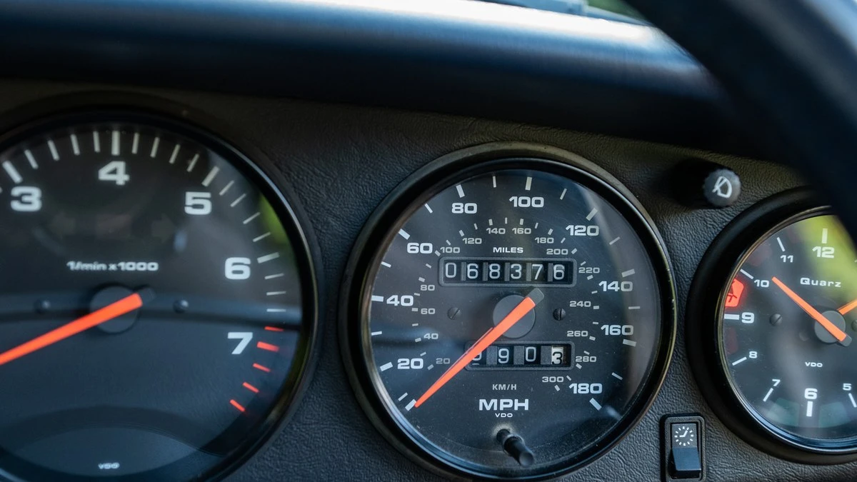1994 Porsche 964 Carrera - Image 26 of 30