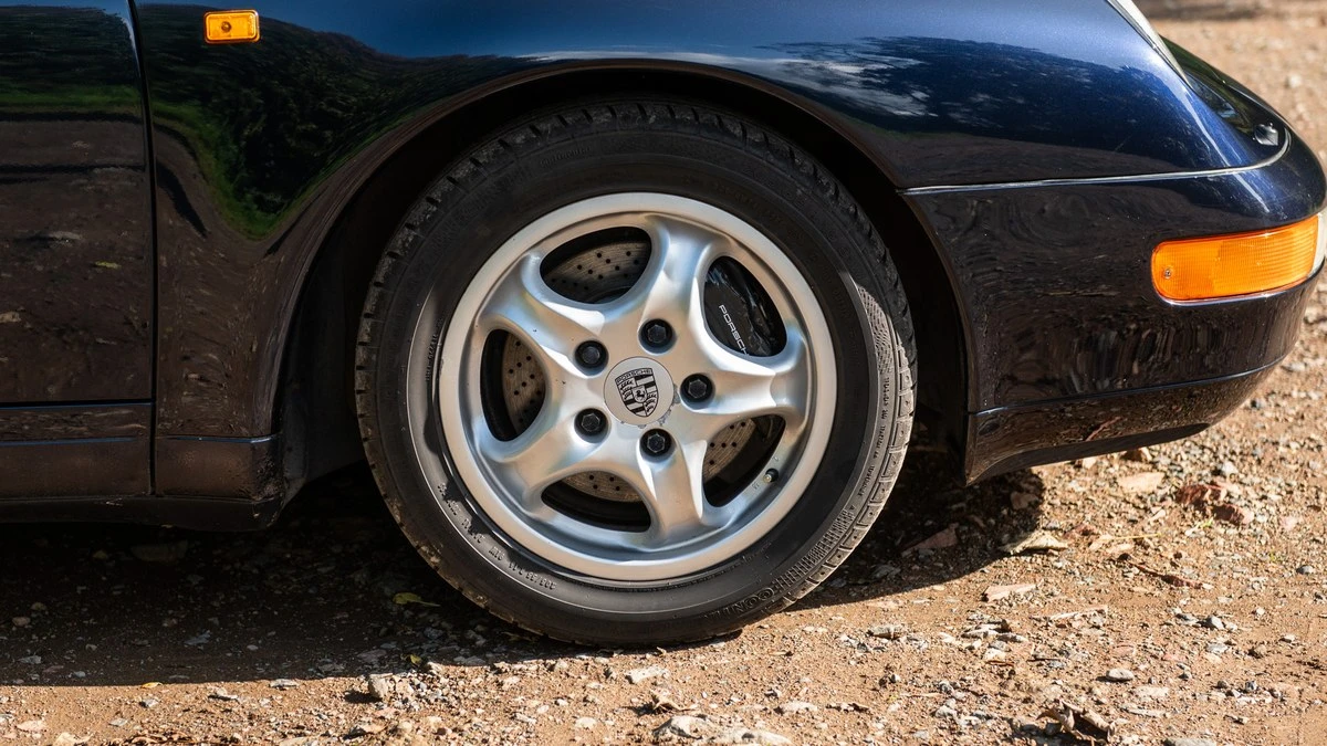 1994 Porsche 964 Carrera - Image 11 of 30