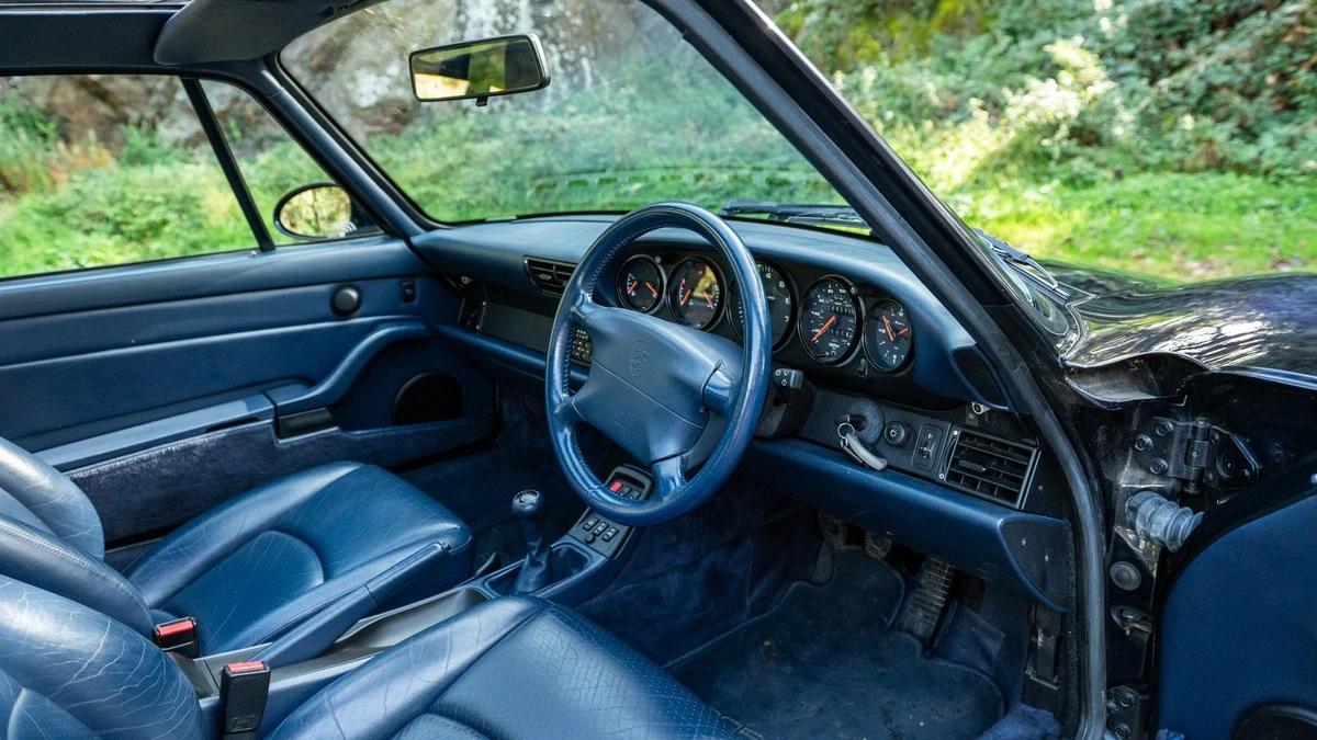 1994 Porsche 964 Carrera - Image 24 of 30