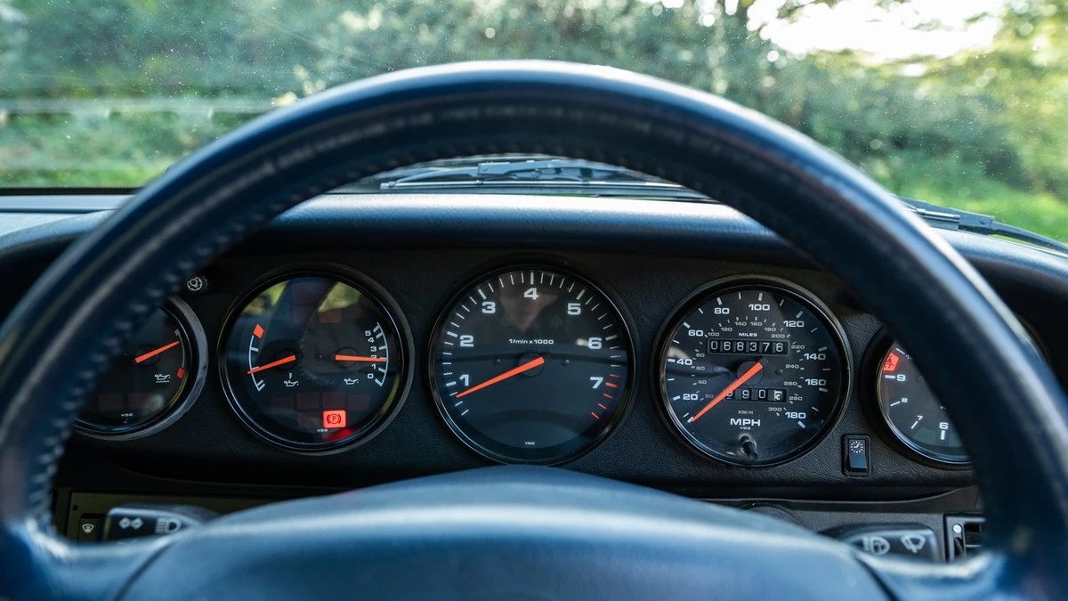 1994 Porsche 964 Carrera - Image 25 of 30