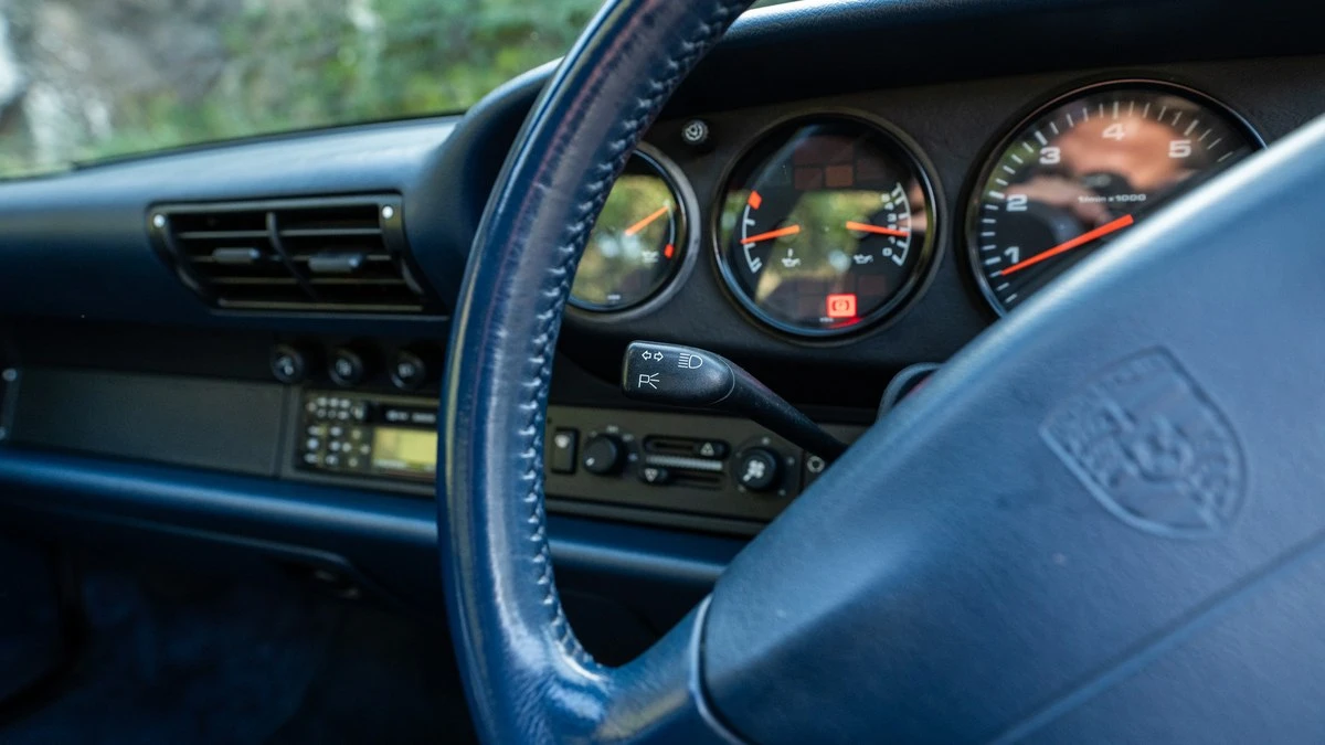 1994 Porsche 964 Carrera - Image 23 of 30