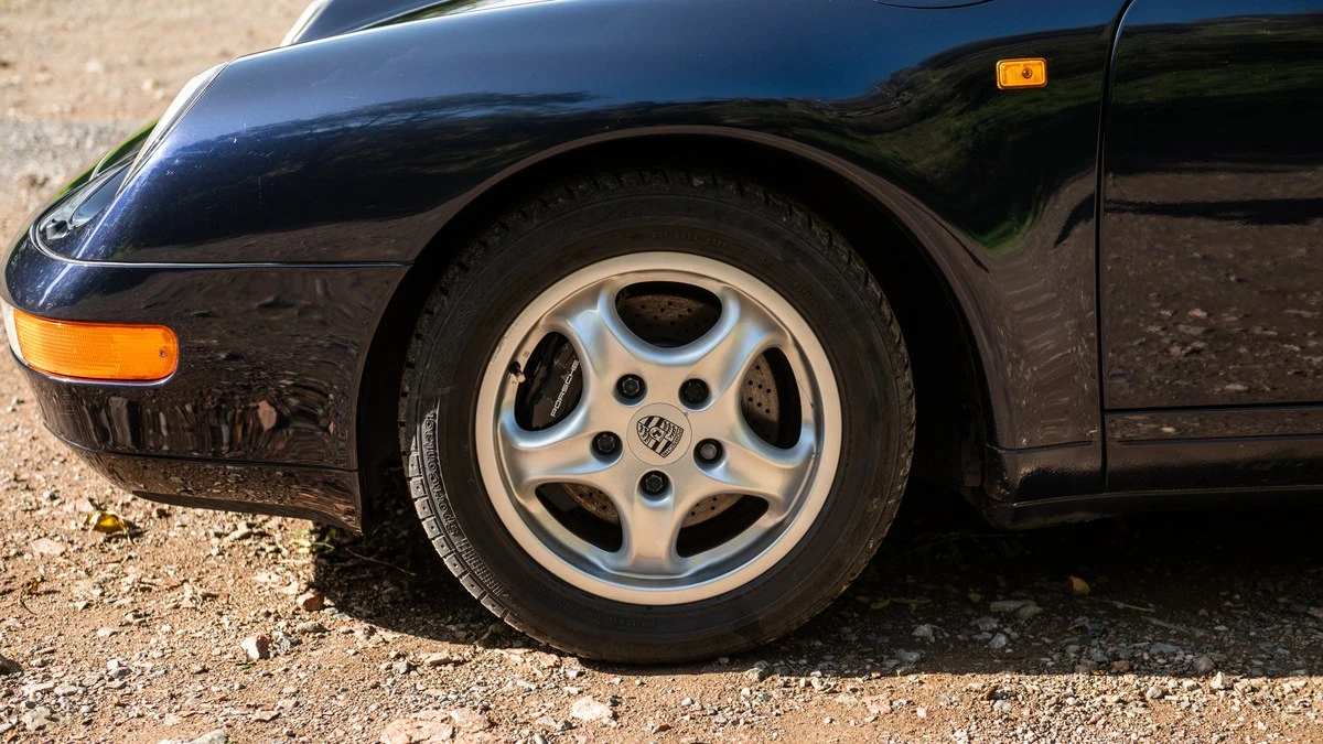 1994 Porsche 964 Carrera - Image 14 of 30
