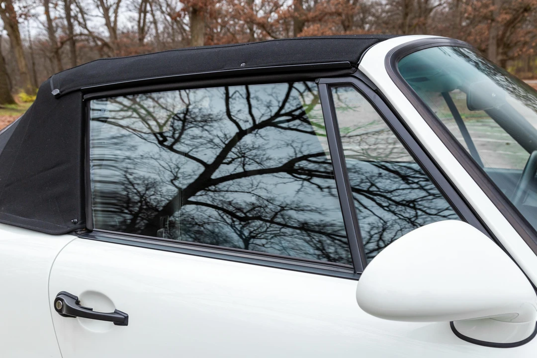 1994 Porsche 964 Carrera - Image 28 of 31