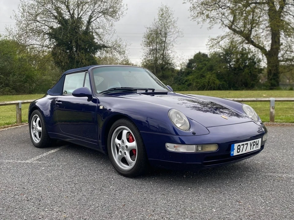 1994 Porsche 993 Carrera 4 - Image 10 of 30