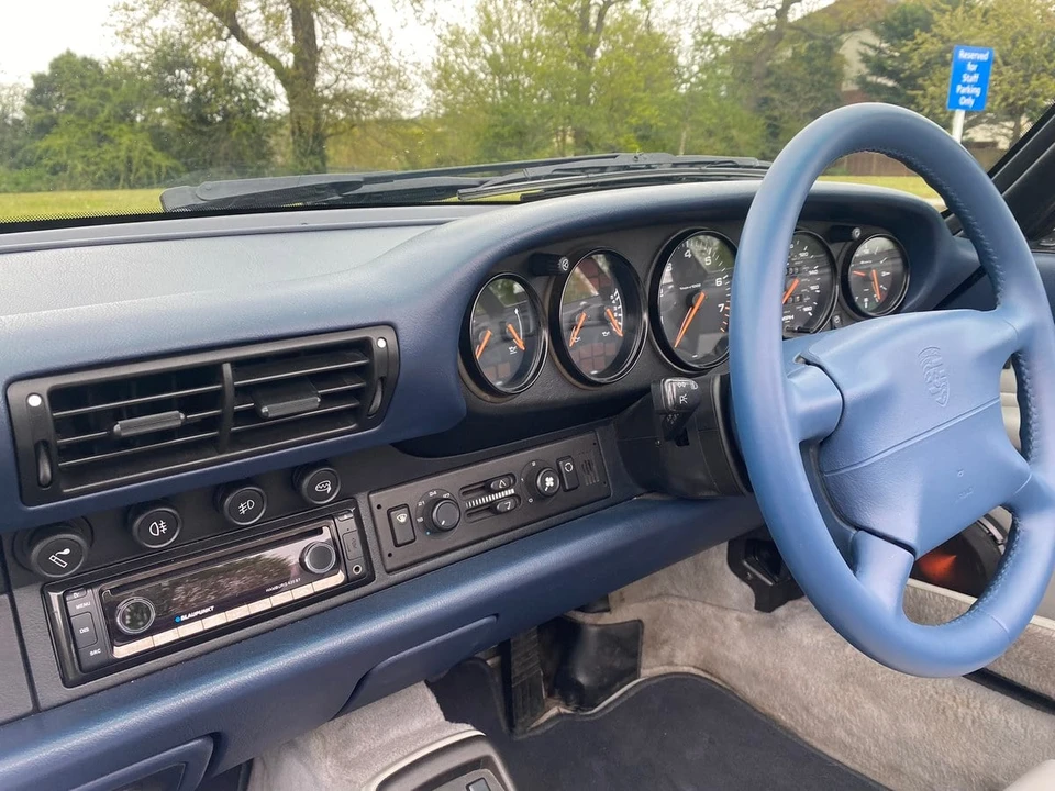 1994 Porsche 993 Carrera 4 - Image 22 of 30