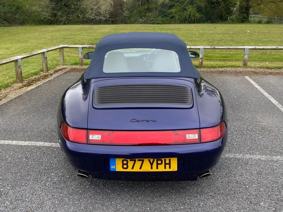 1994 Porsche 993 Carrera 4 - Image 15 of 30