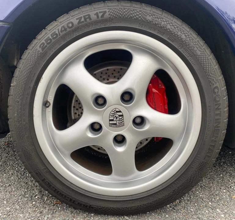1994 Porsche 993 Carrera 4 - Image 20 of 30
