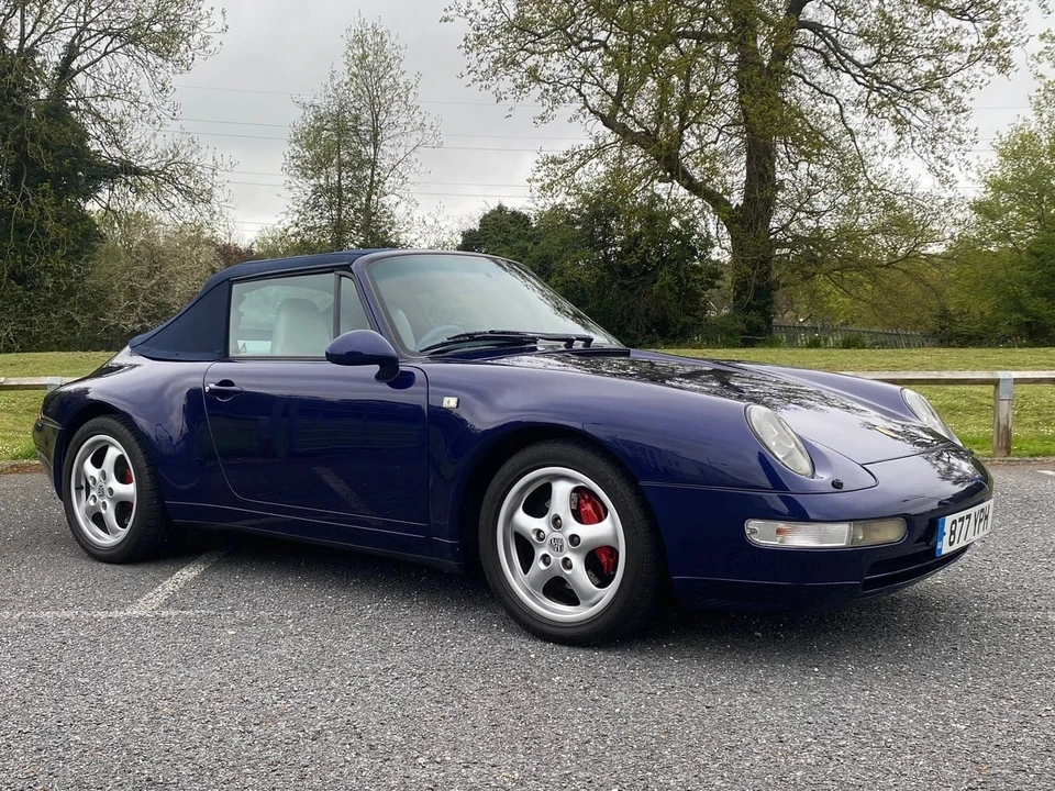 1994 Porsche 993 Carrera 4 - Image 11 of 30
