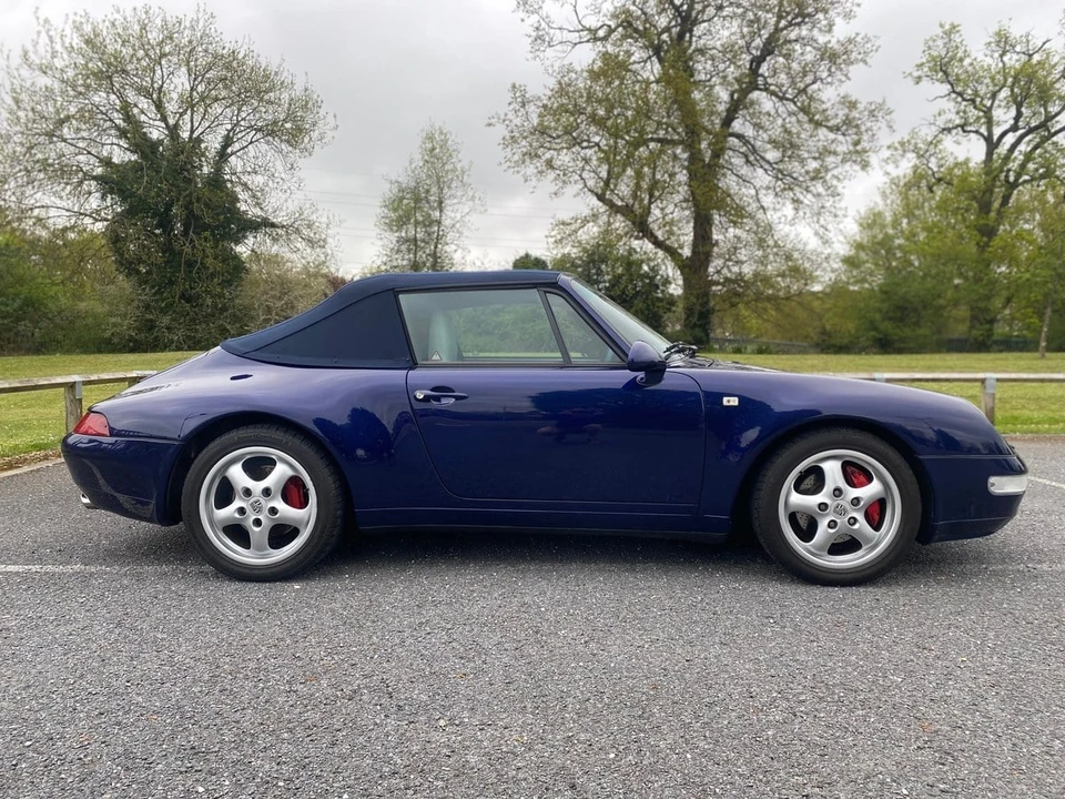 1994 Porsche 993 Carrera 4 - Image 12 of 30