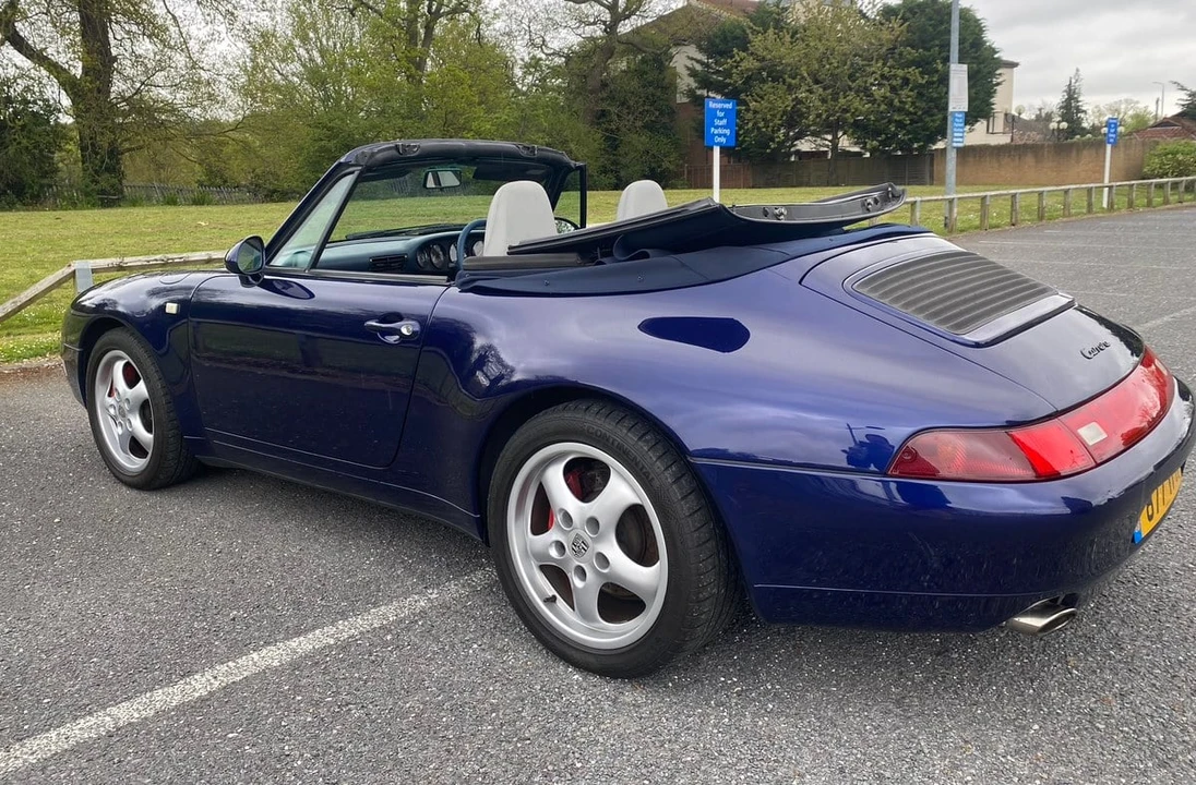 1994 Porsche 993 Carrera 4 - Image 6 of 30