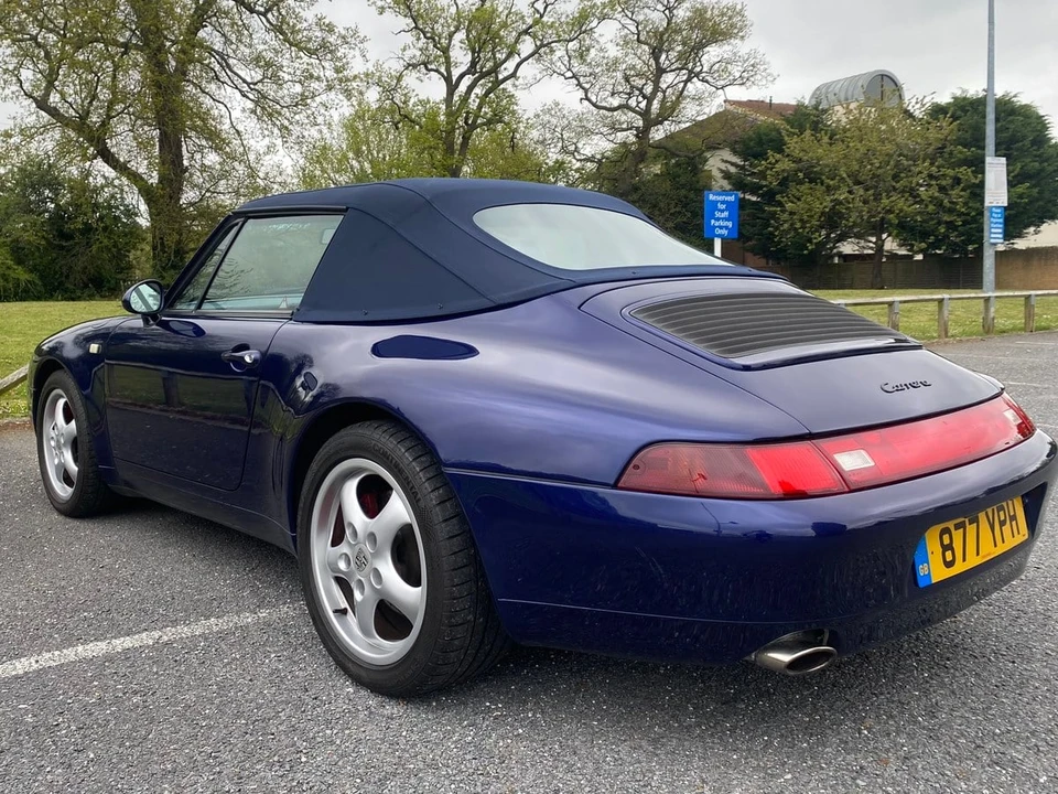 1994 Porsche 993 Carrera 4 - Image 17 of 30
