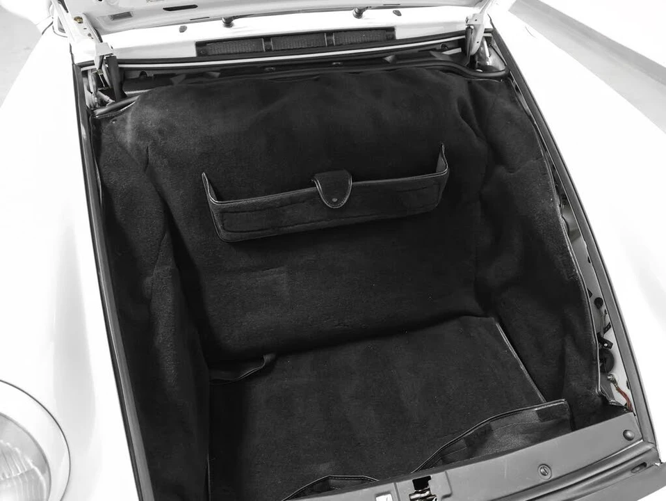 1994 Porsche 964 Carrera 4 - Image 18 of 31