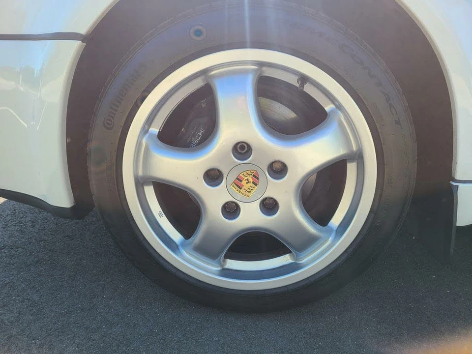 1994 Porsche 964 Carrera 4 - Image 17 of 31