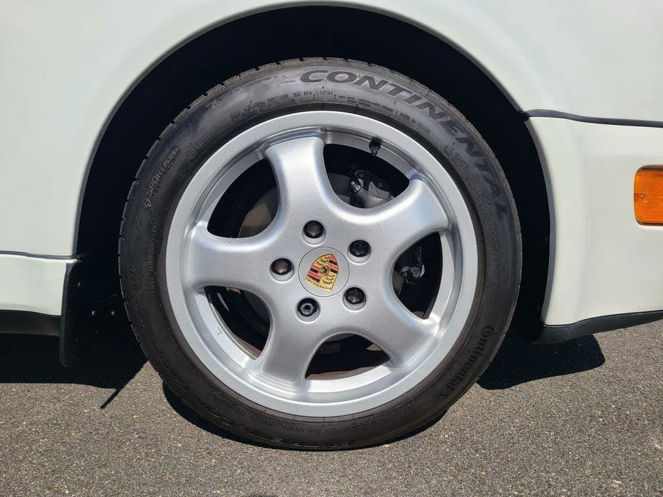 1994 Porsche 964 Carrera 4 - Image 16 of 31