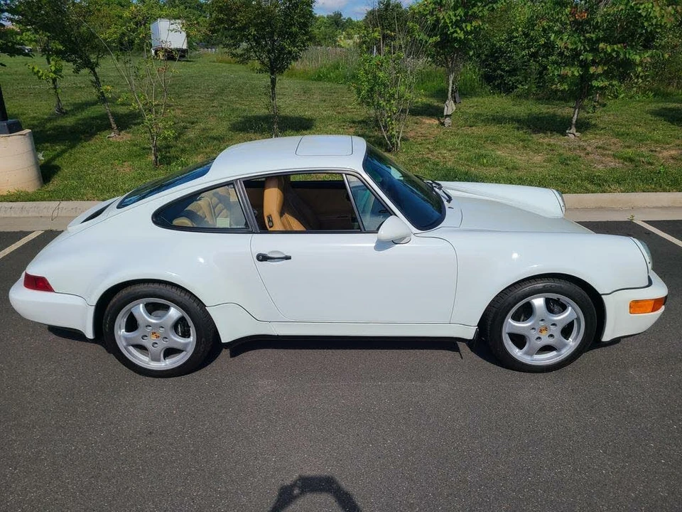 1994 Porsche 964 Carrera 4 - Image 11 of 31