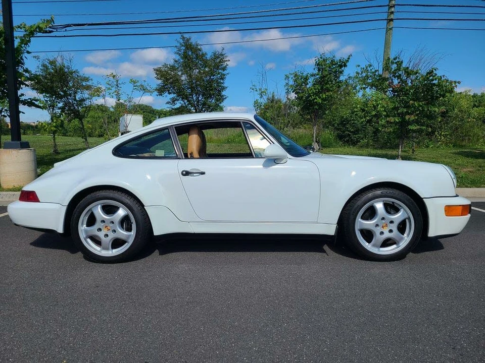 1994 Porsche 964 Carrera 4 - Image 12 of 31