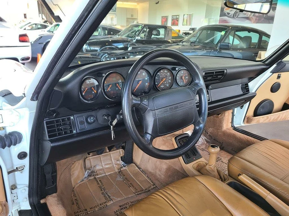 1994 Porsche 964 Carrera 4 - Image 21 of 31