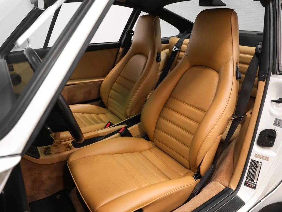 1994 Porsche 964 Carrera 4 - Image 5 of 5