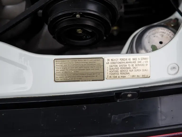 1994 Porsche 964 Carrera 4 - Image 13 of 13