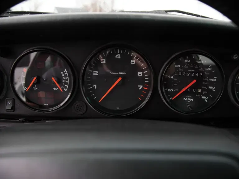 1994 Porsche 964 Carrera 4 - Image 9 of 13