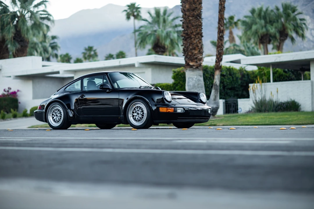 1994 Porsche 964 Carrera 4 - Image 12 of 31