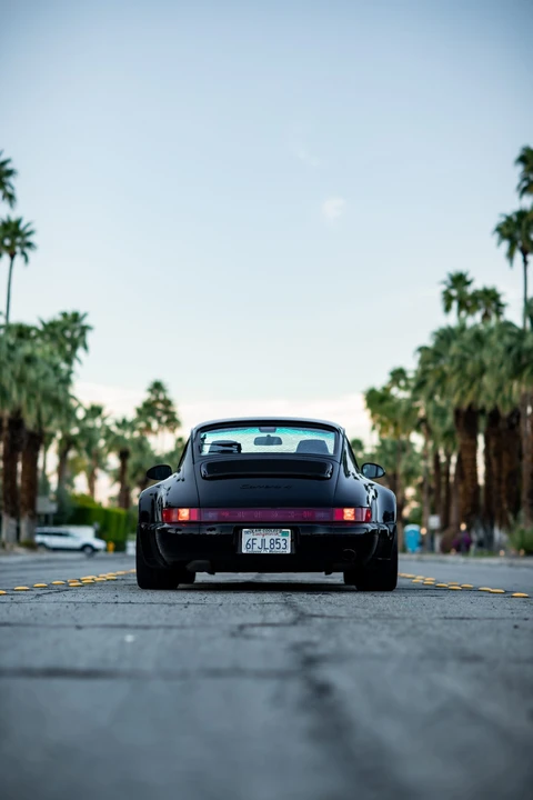 1994 Porsche 964 Carrera 4 - Image 17 of 31