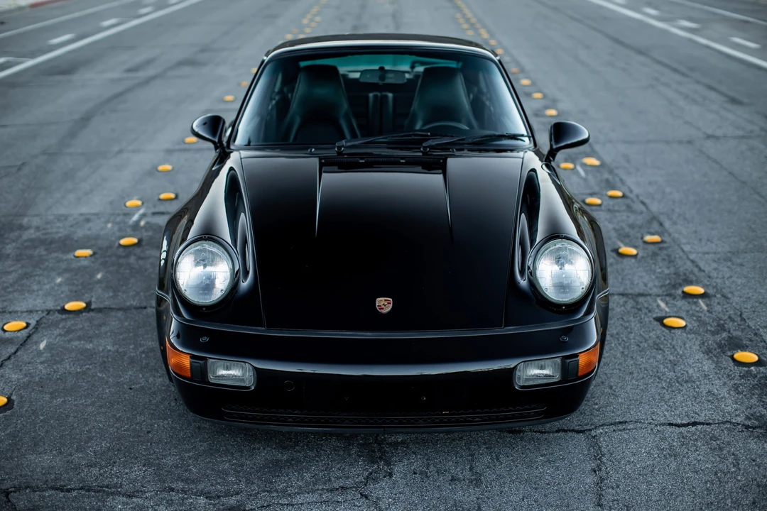 1994 Porsche 964 Carrera 4 - Image 26 of 31