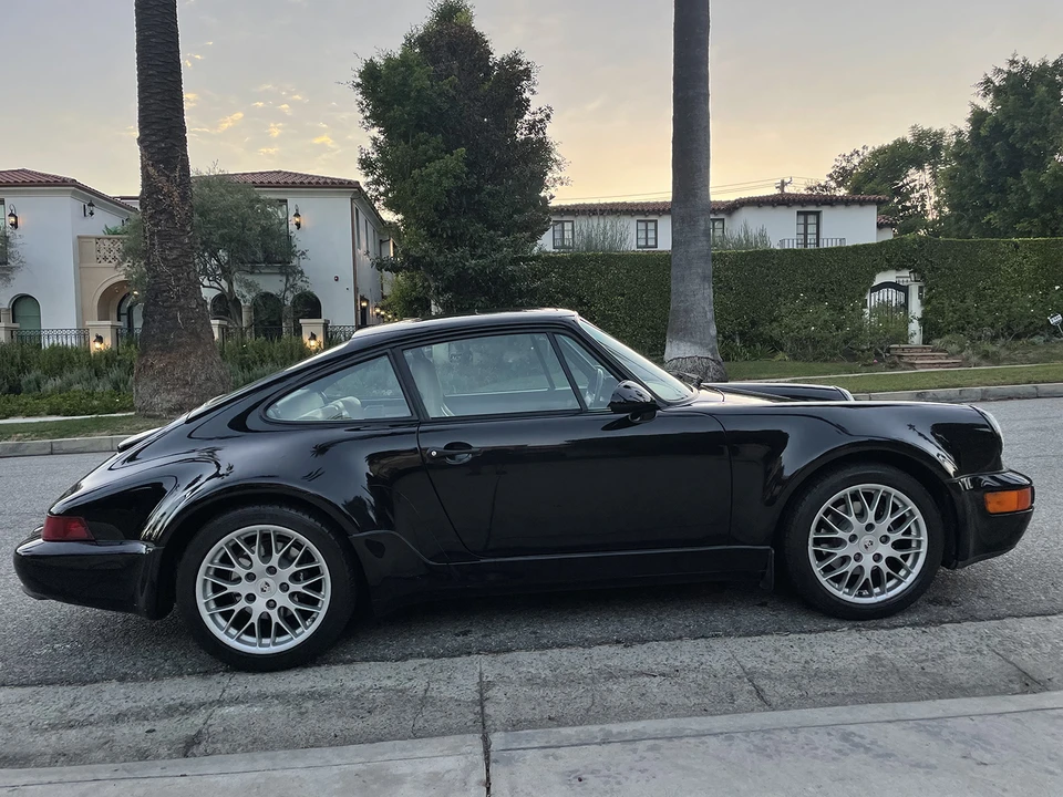 1994 Porsche 964 Carrera 4 - Image 7 of 31