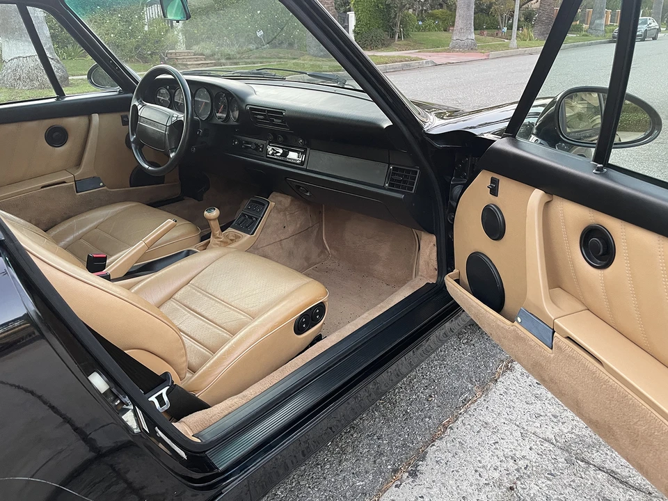 1994 Porsche 964 Carrera 4 - Image 27 of 31