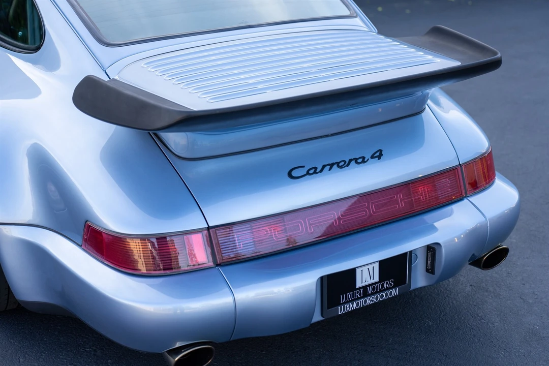 1994 Porsche 964 Carrera 4 - Image 24 of 31