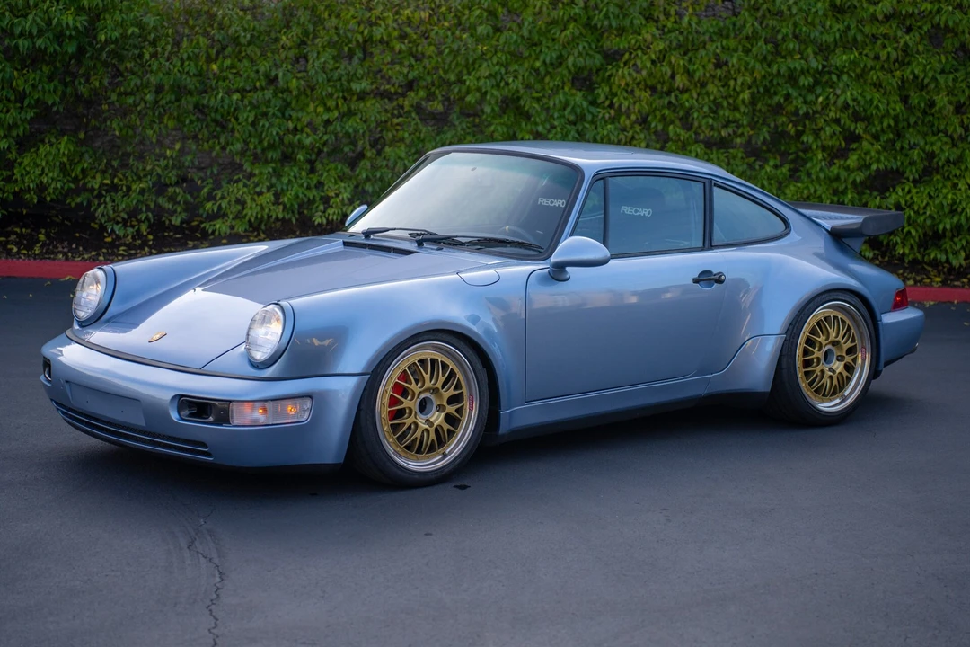 1994 Porsche 964 Carrera 4 - Image 2 of 31