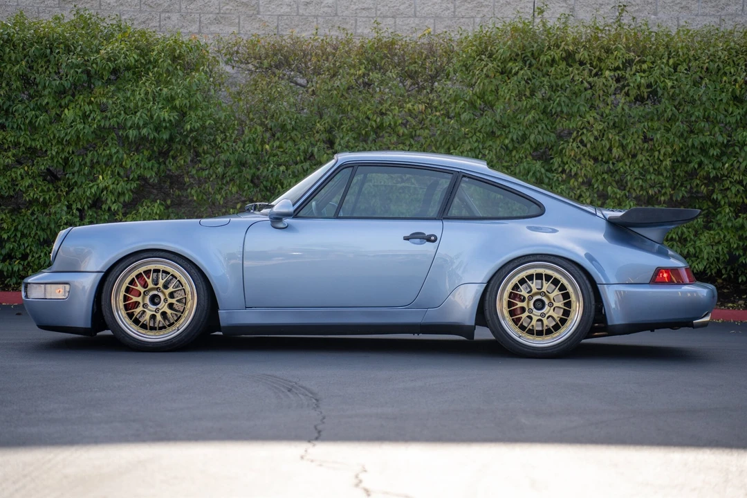 1994 Porsche 964 Carrera 4 - Image 5 of 31