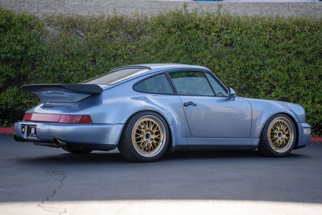 1994 Porsche 964 Carrera 4 - Image 11 of 31