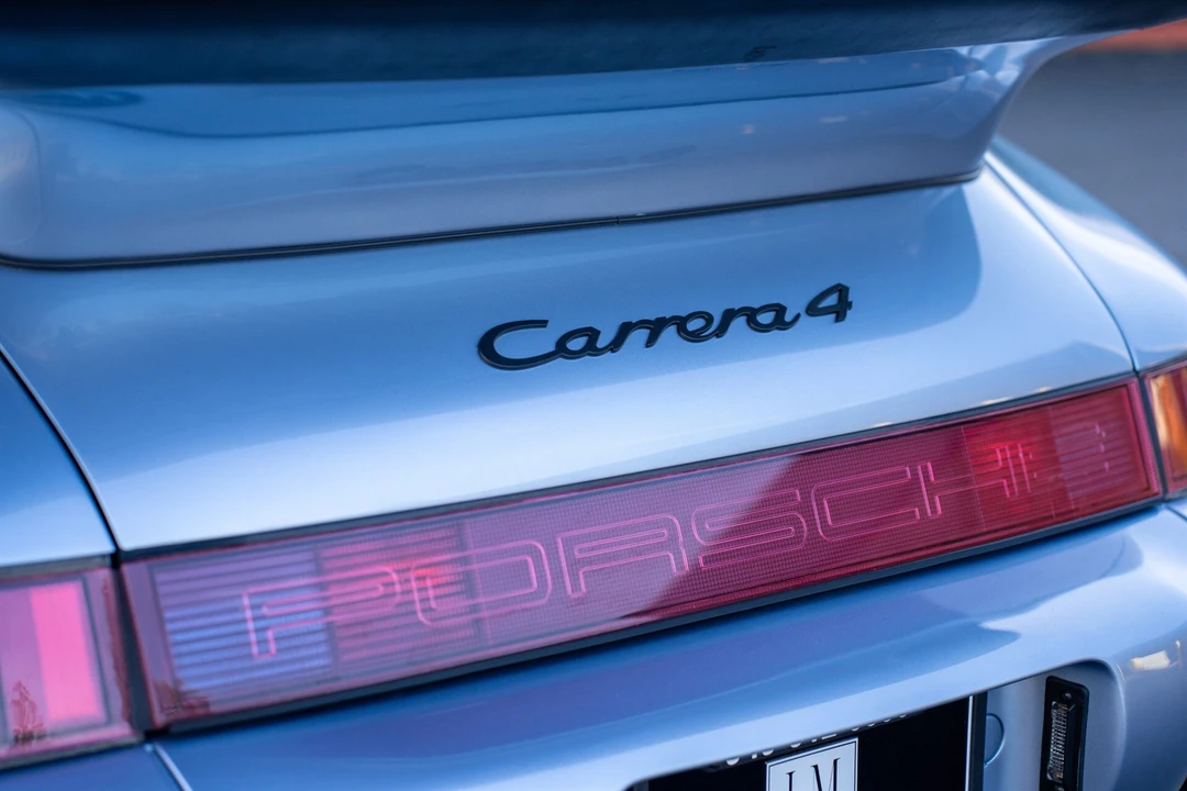 1994 Porsche 964 Carrera 4 - Image 25 of 31