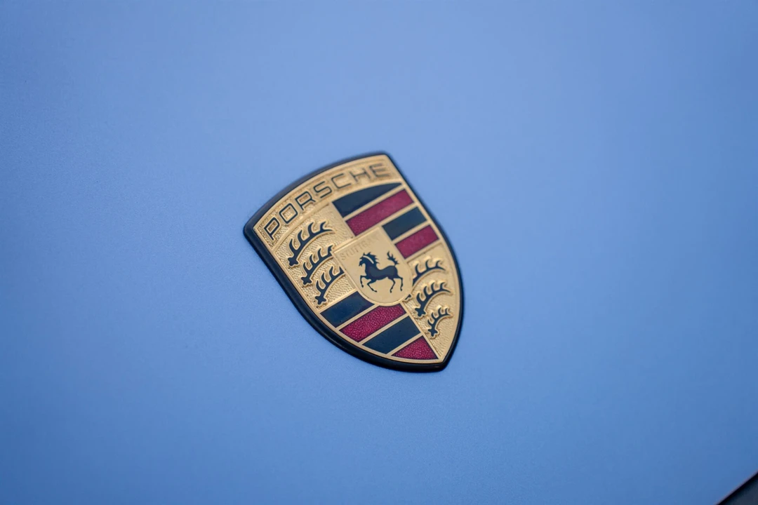 1994 Porsche 964 Carrera 4 - Image 26 of 31