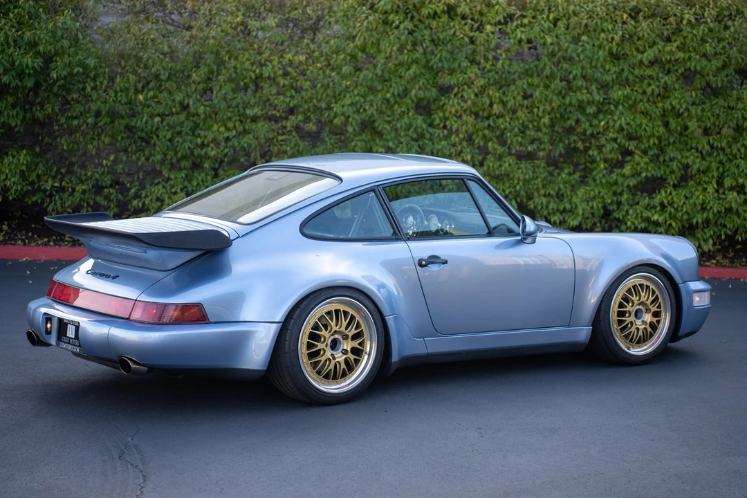1994 Porsche 964 Carrera 4 - Image 10 of 31
