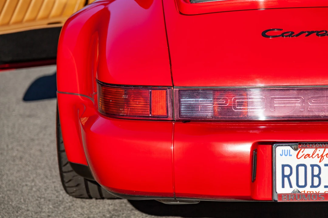 1994 Porsche 964 Carrera 4 - Image 14 of 31