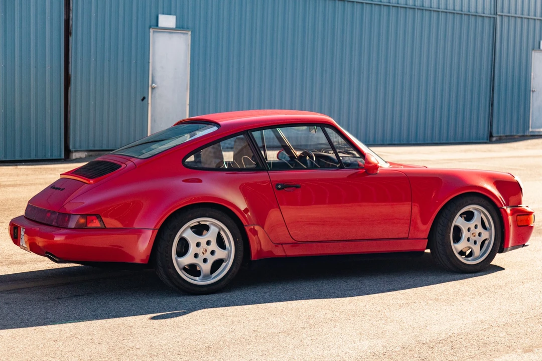 1994 Porsche 964 Carrera 4 - Image 8 of 31