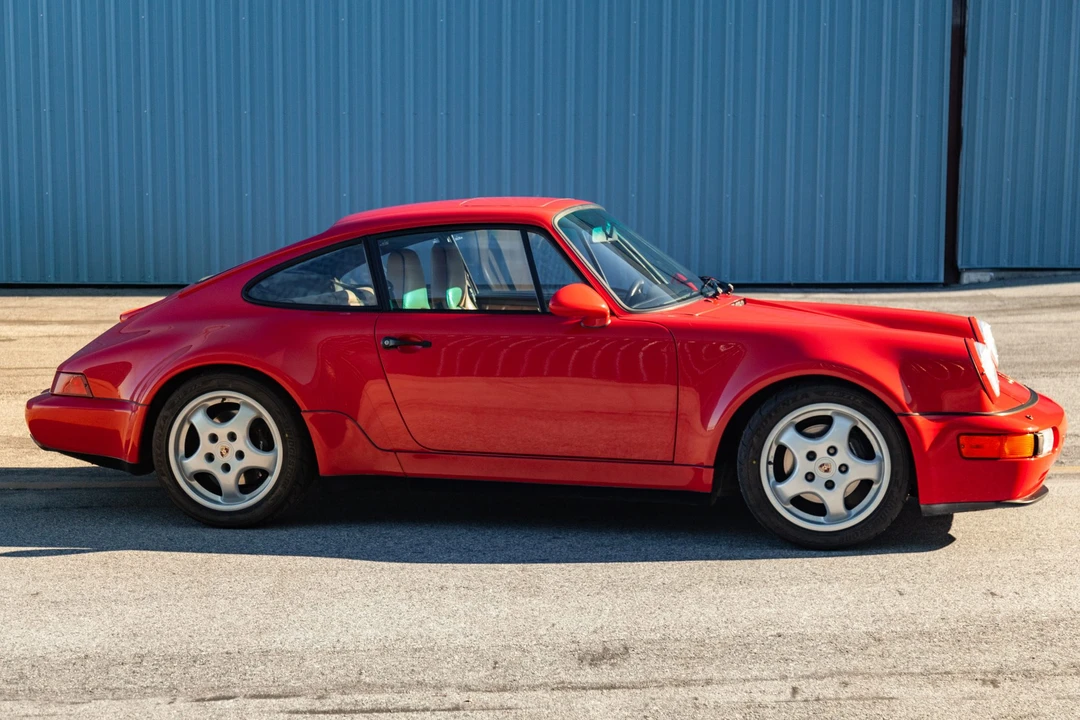 1994 Porsche 964 Carrera 4 - Image 7 of 31