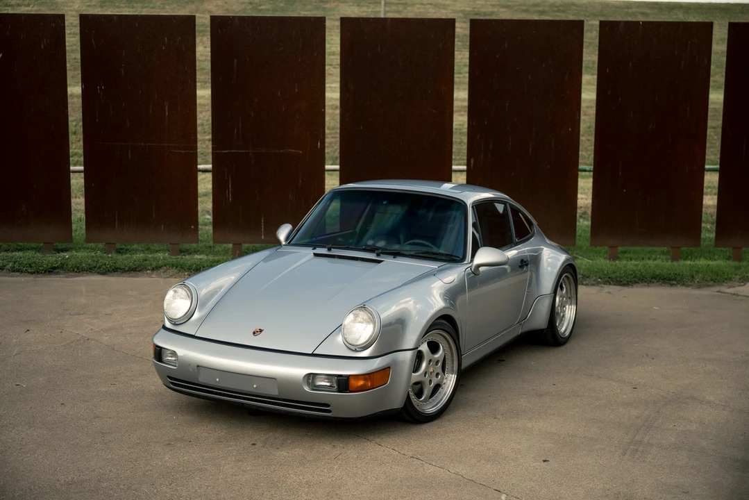 1994 Porsche 964 Carrera 4 - Image 10 of 31