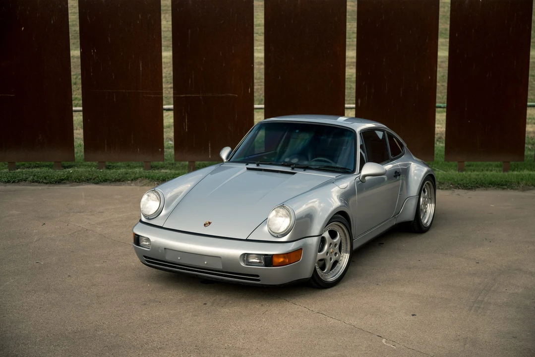 1994 Porsche 964 Carrera 4 - Image 11 of 31