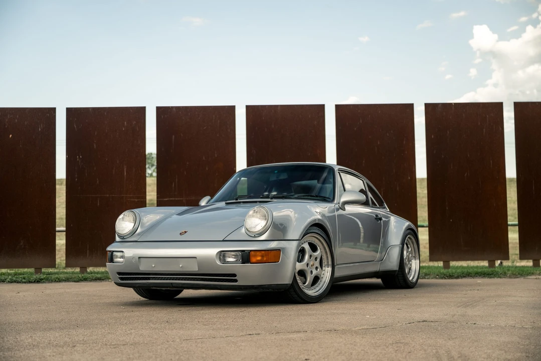 1994 Porsche 964 Carrera 4 - Image 14 of 31