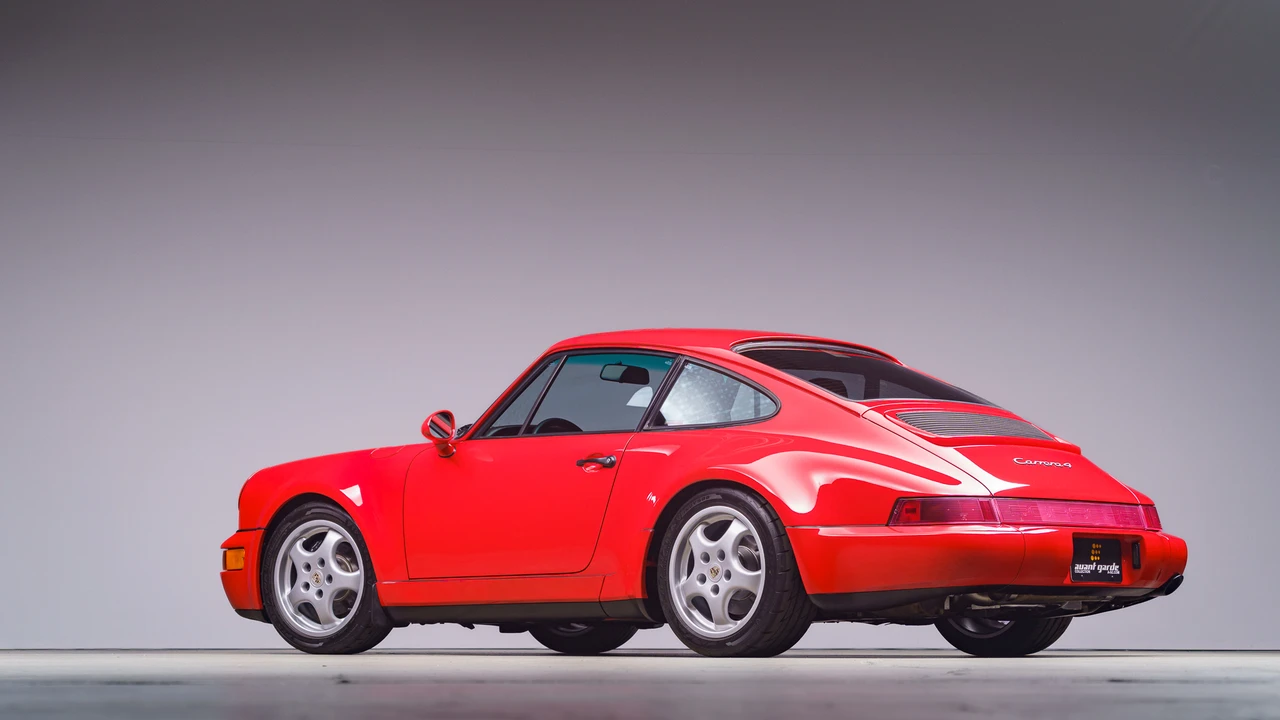 1994 Porsche 964 Carrera 4 - Image 14 of 31