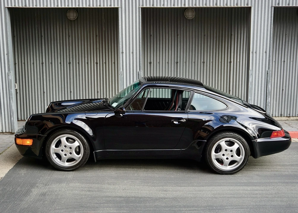 1994 Porsche 964 Carrera 4 - Image 10 of 31
