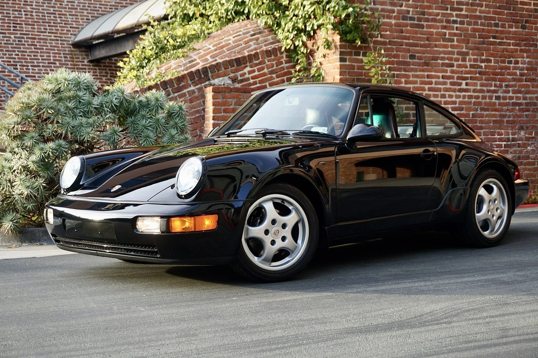 1994 Porsche 964 Carrera 4 - Image 9 of 31