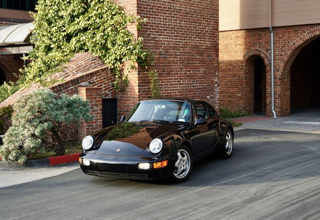 1994 Porsche 964 Carrera 4 - Image 2 of 31