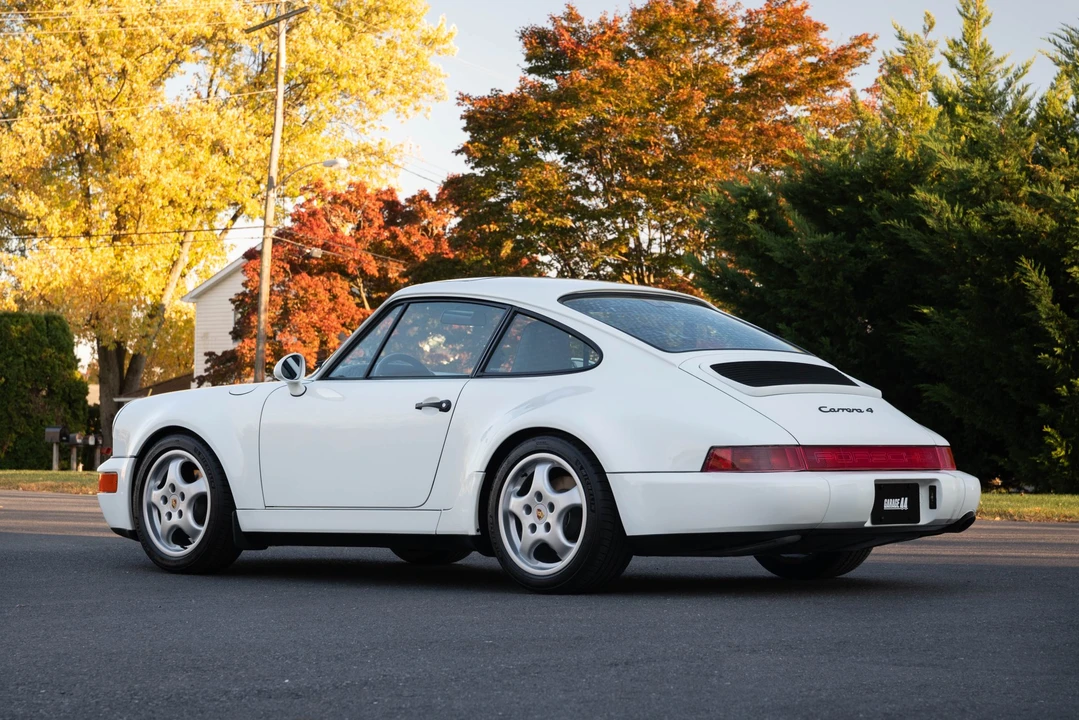 1994 Porsche 964 Carrera 4 - Image 7 of 31