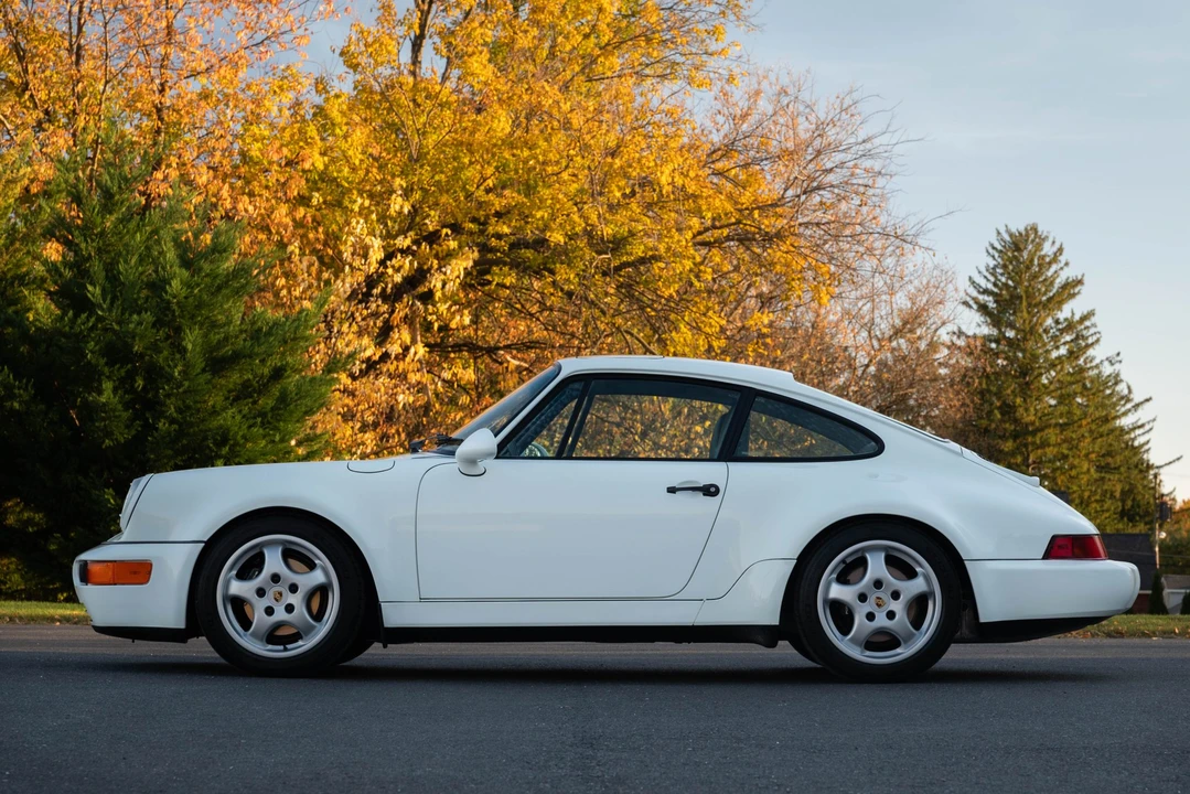 1994 Porsche 964 Carrera 4 - Image 8 of 31