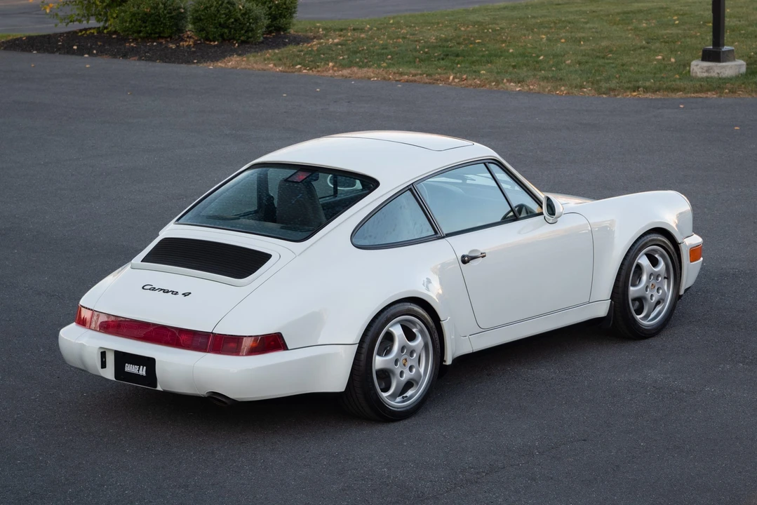 1994 Porsche 964 Carrera 4 - Image 13 of 31